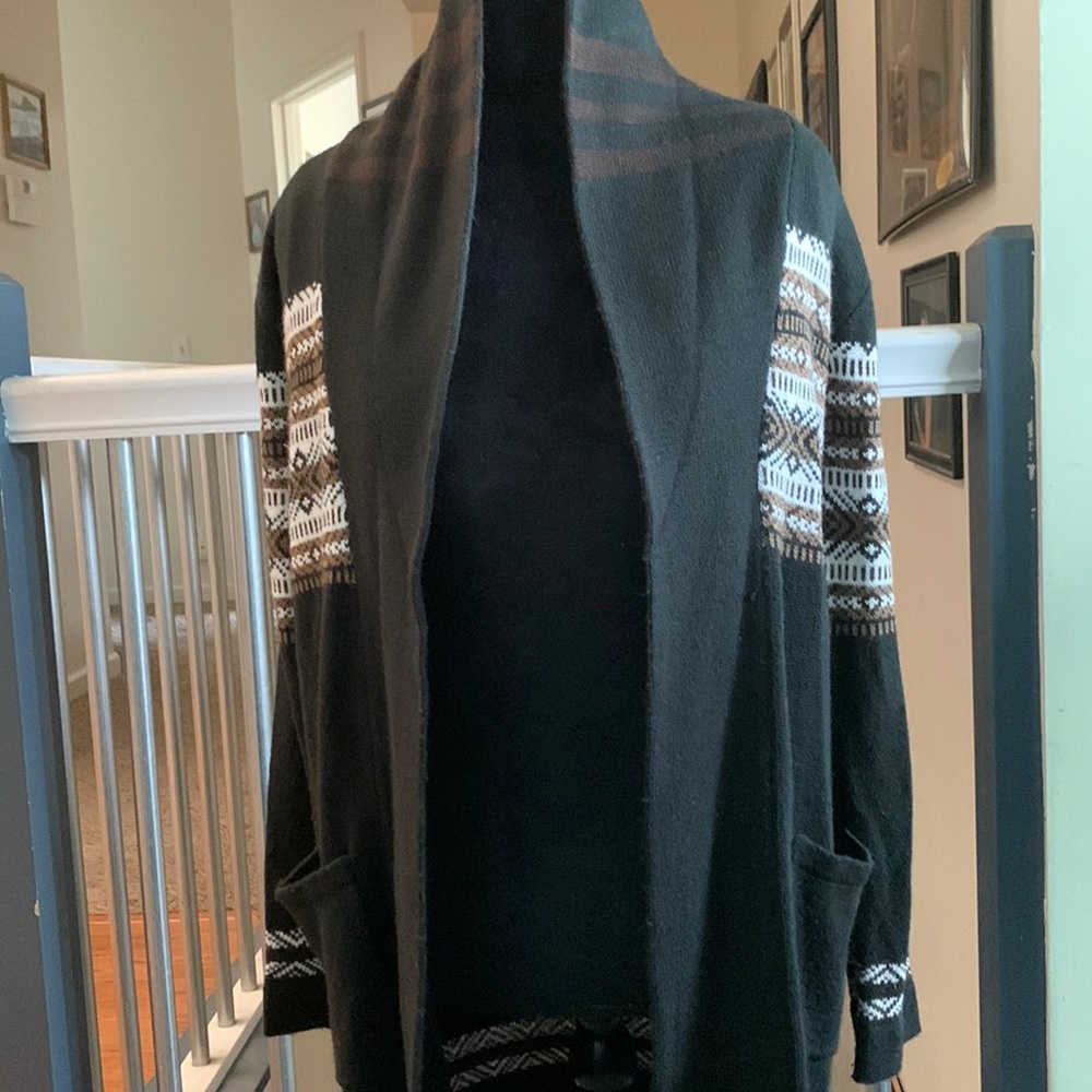 Women’s Medium Cardigan with pockets Black Brown White